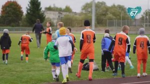 Василий Анохин посетил вяземский стадион «Салют» и осмотрел строительство модульного бассейна