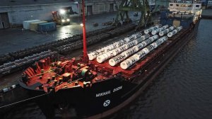 Сотрудники ВМС Швеции поднялись на борт гражданского судна, следовавшего из РФ