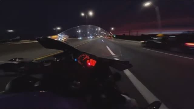 Suzuki GSX-R1000  /  Z8phyr  /  "Wistful Memory"