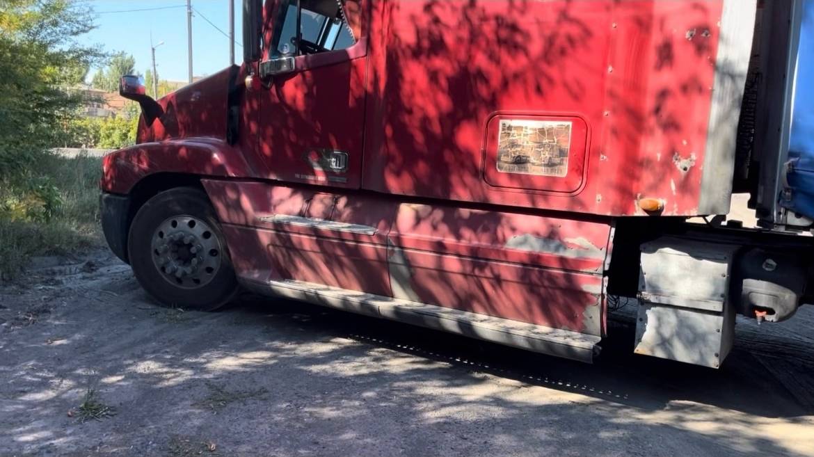 М12, АКБ на Freightliner и года не отработал