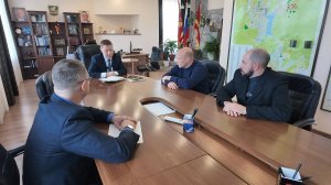 Глава округа Олег Решетников встретился с участниками программы «Герои Южного Урала»