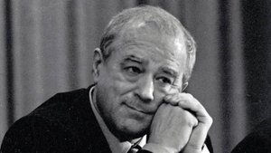 Экс-главред "Огонька" Виталий Коротич скончался в Москве в возрасте 89 лет