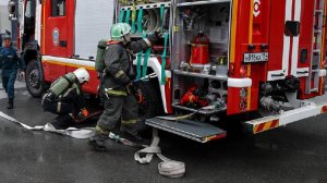 Пожар произошел на четвертом этаже ТЦ «Горский» в Новосибирске