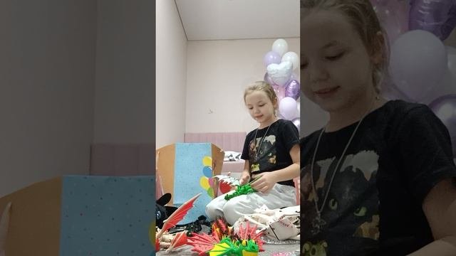 обзор на то что мне подарили на др🥳