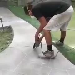 Бетон с рисунком плитки.