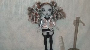 Обзор на куклу Рейнбоу Хай-Шедоу Хай Николь Стил Rainbow High-Shaow High Nicole Steel часть 2