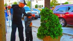 BUSHMAN SCARES MONTREAL CANADIENS