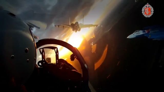 Самолеты ВКС РФ в полете. Красивый клип, красивая песня смотреть онлайн