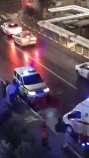 Москва.В одном из дворов ночью толпа мигрантов под громкие крики устроила мордобой между СОБОЙ !!!