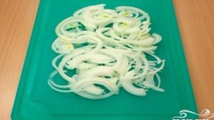 Кальмаровый салат с рисом