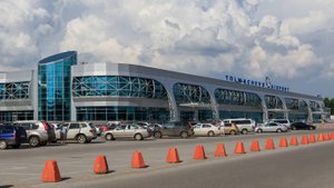 В аэропорту Новосибирска задерживается прибытие 12 самолетов