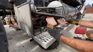 Ремонт, Обслуживание, мойка, всего по чуть-чуть Kenworth W9