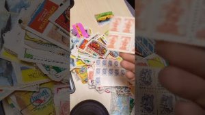 нашла вкладыши от жвачек😅