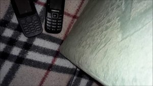 Как открыть заднюю крышку телефона