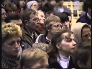 Международный христианский фестиваль в Архангельске, водное крещение (10.06.1990 г.) - (1 ч.)