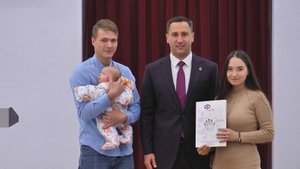 Они обрели счастье – в их домах зазвучит детский смех