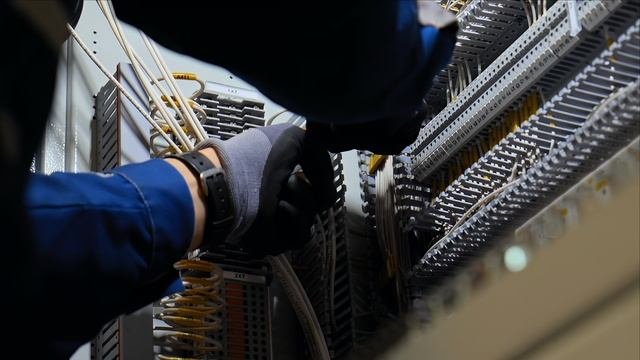Видеоэкскурсия по Челябинскому заводу электрооборудования