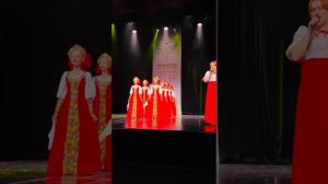 Хоровод "Гляжу в озера синие"