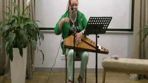 В этом  Мире я только прохожий  -исп Злата Урусова - на стихи С Есенина - вокал , гусли