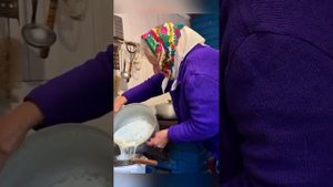 Жизнь пожилых людей в деревне.😍