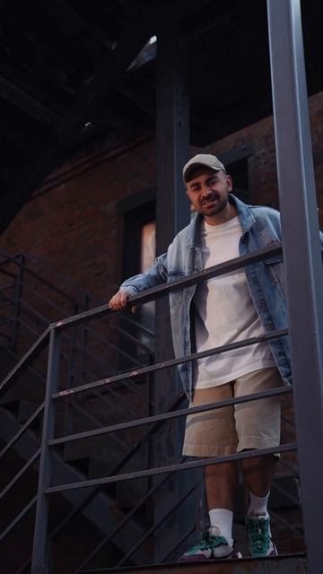 Саша Санта - Под дождем смотреть онлайн