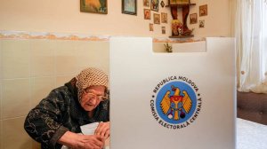 Захарова: ЕС финансово шантажировал избирателей во время выборов в Молдавии