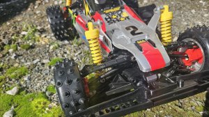 Super Hotshot классический Багги от Tamiya. Вся сборка и первый заезд.