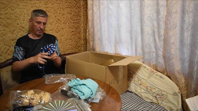 Продолжаю распаковку коробок товара с паллета SMALL