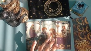 СКУЧАЕТ ЛИ❓💯💞😍🥰ТАРО РАСКЛАД#таро