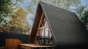 Черное & Белое – Дом с теплой купелью