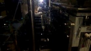 Автомат фасовки в пэт тару, укупор платинка и контрольная крышка