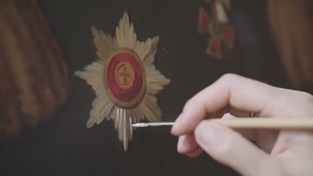 Российско-сербские отношения: Газпром передал музею Сербии копии уникальных картин