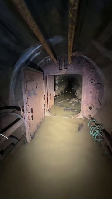 Недостроенный канализационный коллектор