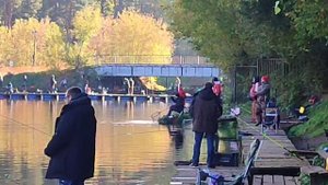 Под стадионом на попловок