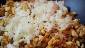 Лодочки из баклажанов с курицей