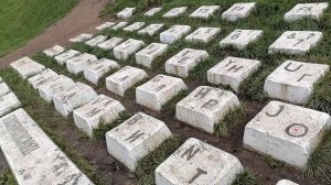 Екатеринбург. Памятник клавиатуре.