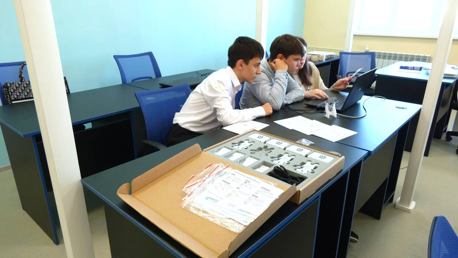 Школьники Югры готовятся к Национальной технологической олимпиаде