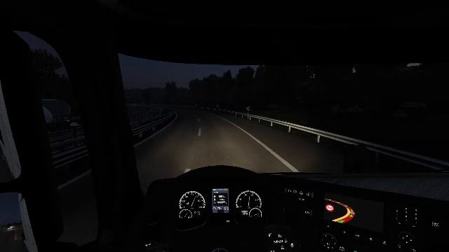 Дальнобой по Европе: Монотонность, которая лечит 🚛🔁🧠