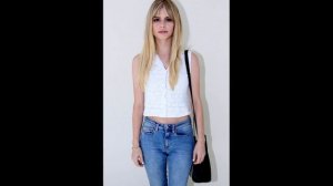 Карлсон Янг ( Carlson Young )