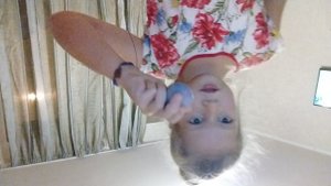 урок, как поймать мяч бросая.