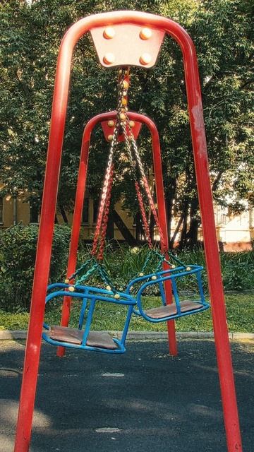 Песня про детство нулевых LEPNINA - МЕЛКИ