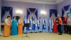 Русская народная, песня: "По травке-муравке". Ну чего сидите, это же плясовая?..