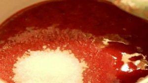 Кокосово-клубничное пирожное