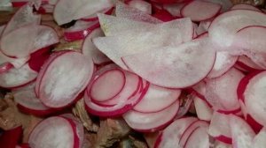 Мясной салат из говядины