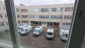 В школе Екатеринбурга 12 детей отравились порошковым энергетиком