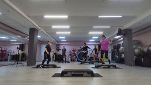 СТЕП АЭРОБИКА ЦЕЛАЯ ТРЕНИРОВКА / STEP AEROBICS