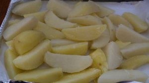 Картошка под сыром в духовке