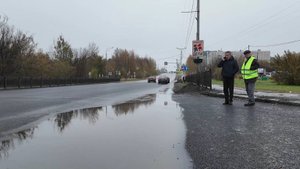 Власти Пыть-Яха недовольны ремонтом дороги по улице Магистральной