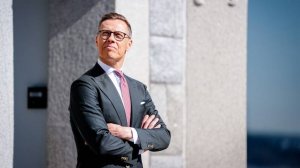 Стубб: Трамп в отношениях с Россией по Украине перешел к кнуту от пряника