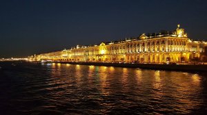Ночная прогулка на теплоходе по Санкт-Петербургу